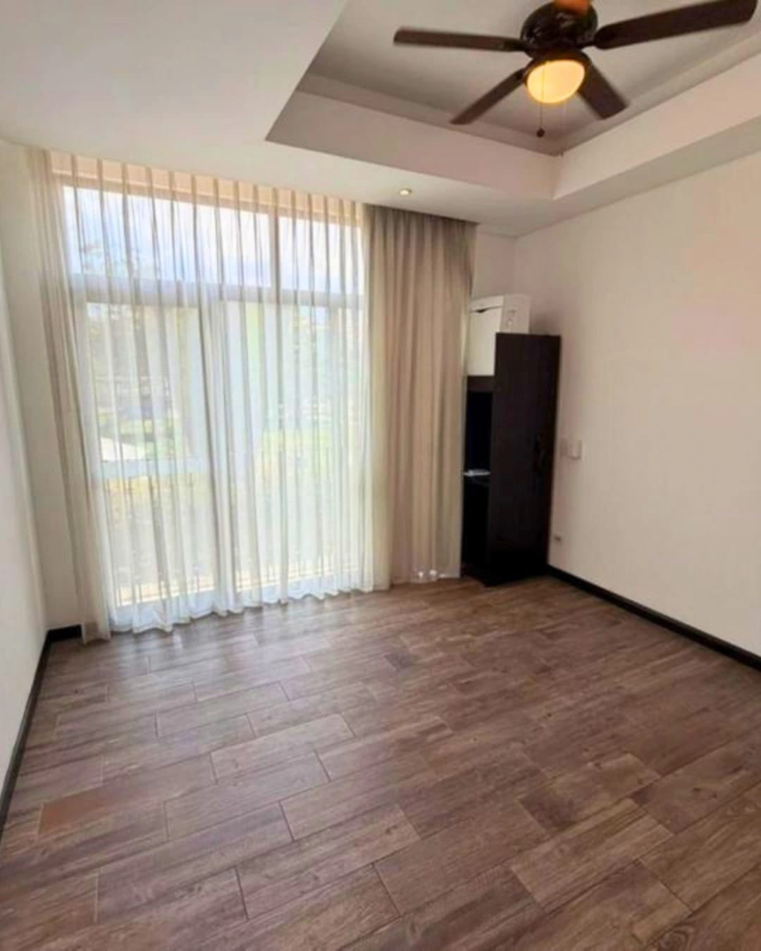 APARTAMENTO EN RENTA ZONA 16 LIRIOS — foto 7 de 7