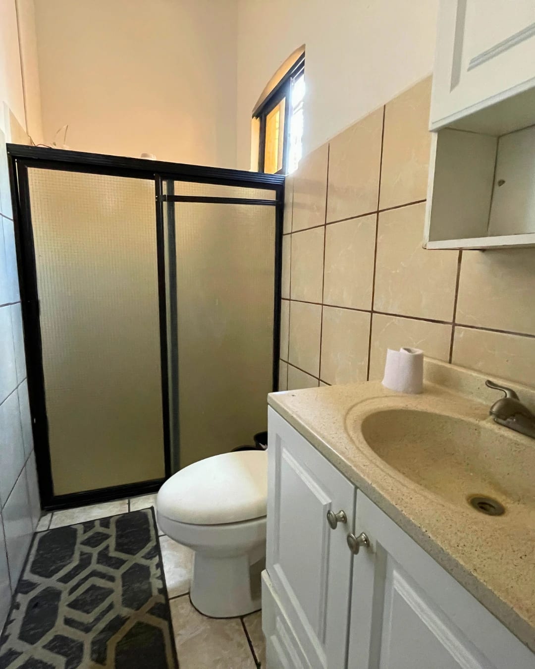 CASA DE UN NIVEL EN VENTA, ZONA 8 DE MIXCO, VALLES DE SAN CRISTÓBAL — foto 6 de 10