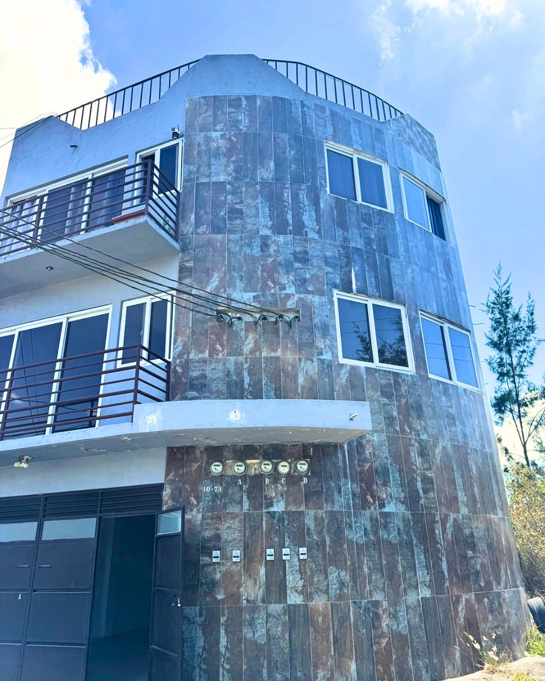APARTAMENTO EN RENTA ZONA 16, HACIENDA REAL — foto 11 de 11