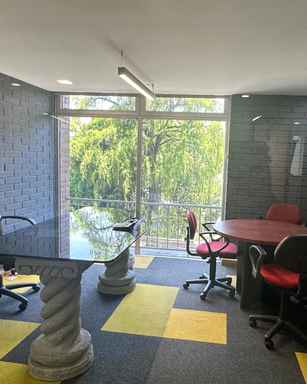 OFICINA EN VENTA ZONA 9 ETISA — foto 4 de 10