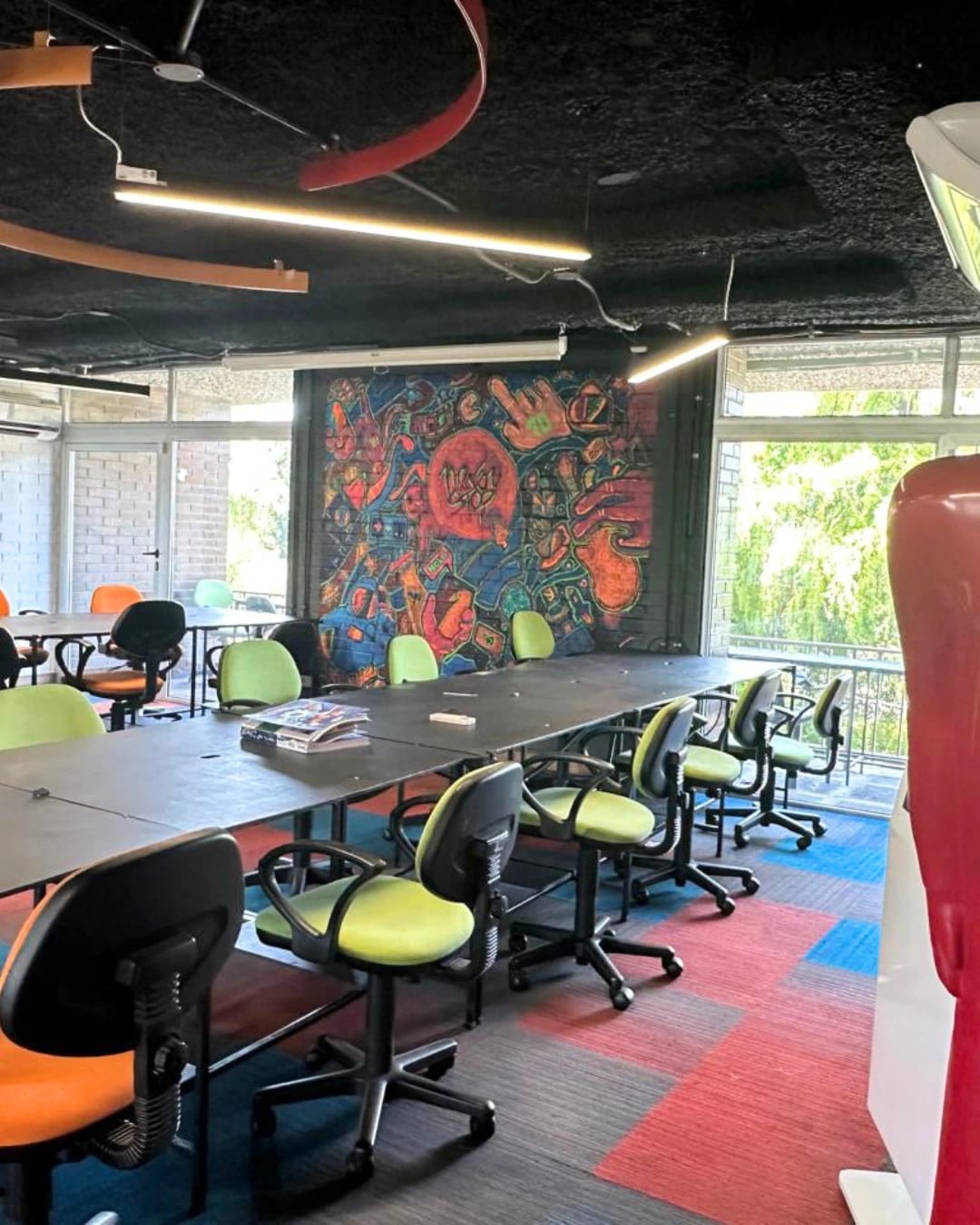 OFICINA EN VENTA ZONA 9 ETISA — foto 8 de 10