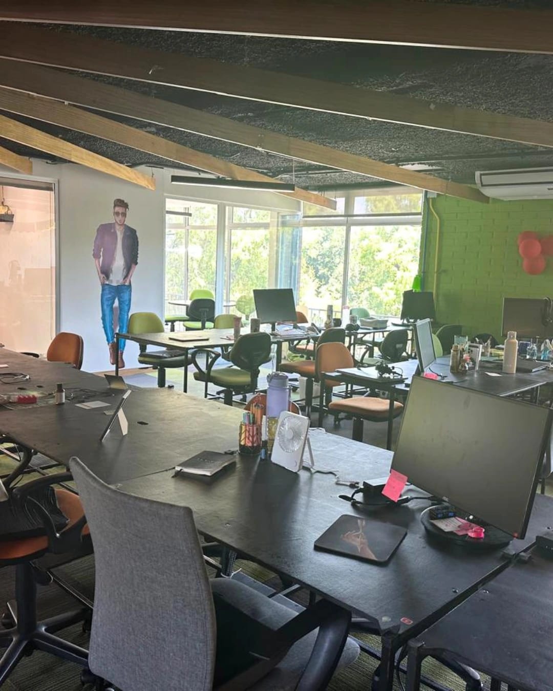 OFICINA EN VENTA ZONA 9 ETISA — foto 9 de 10