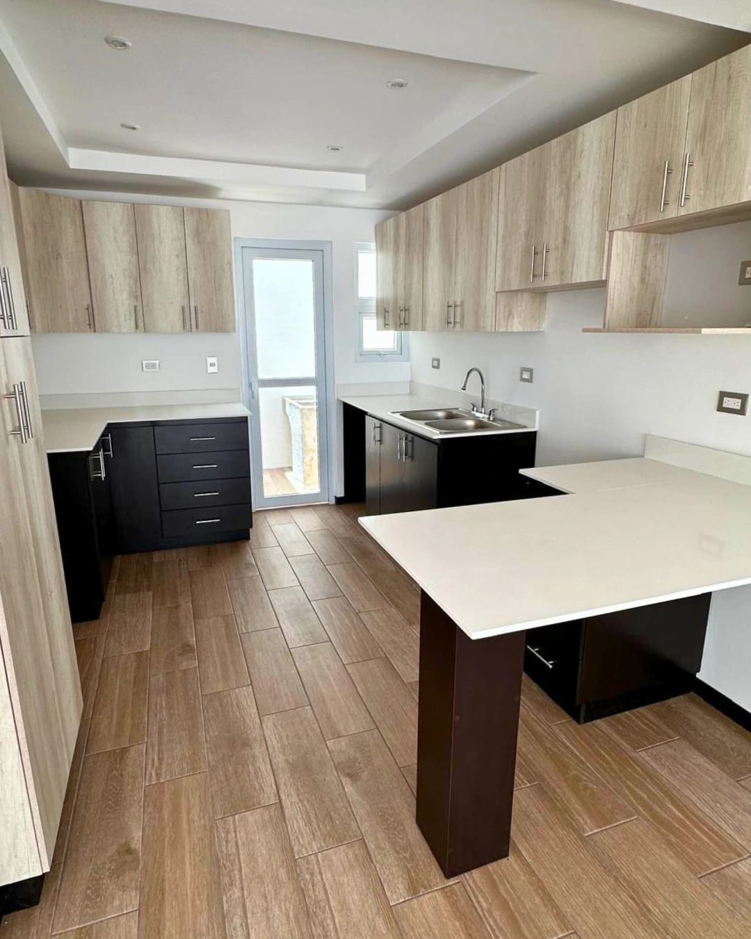 CASA EN VENTA EN SAN CRISTOBAL SECTOR B1 — foto 2 de 10