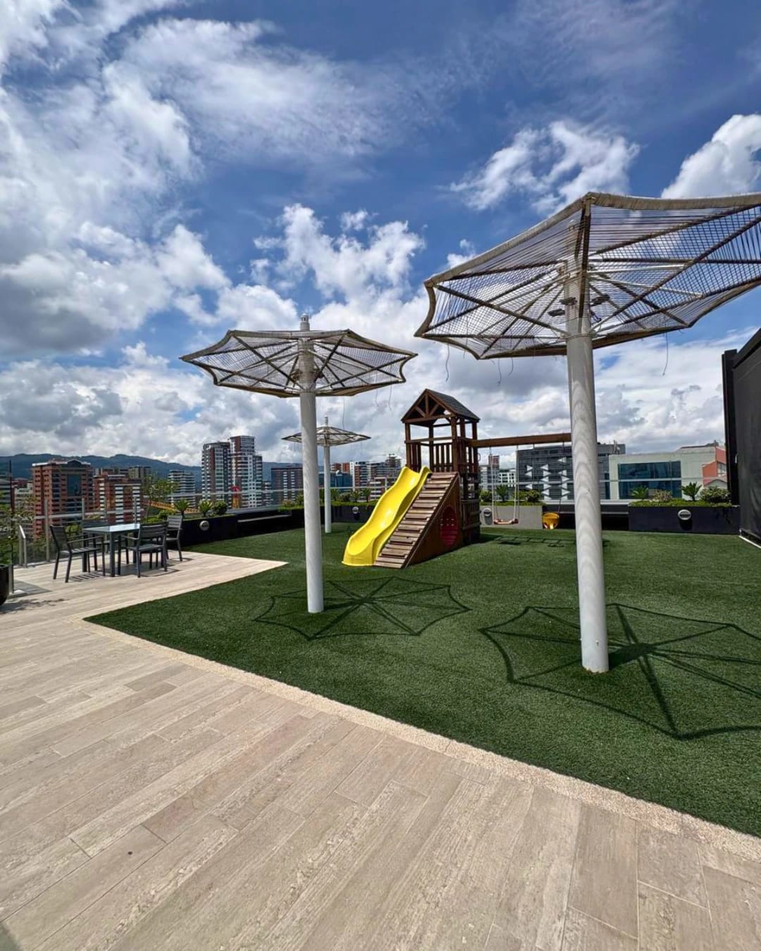 APARTAMENTO EN VENTA ZONA 13 AMUEBLADO, TIPO ESTUDIO — foto 3 de 11