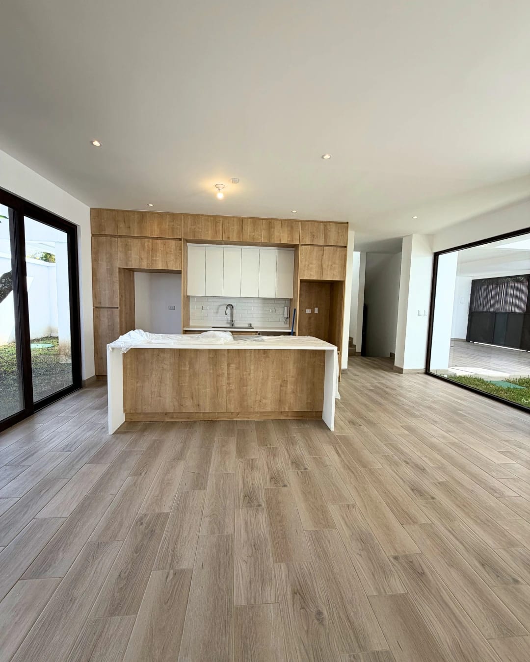 CASA EN VENTA CAES ARRAZOLA PARA ESTRENAR — foto 3 de 11