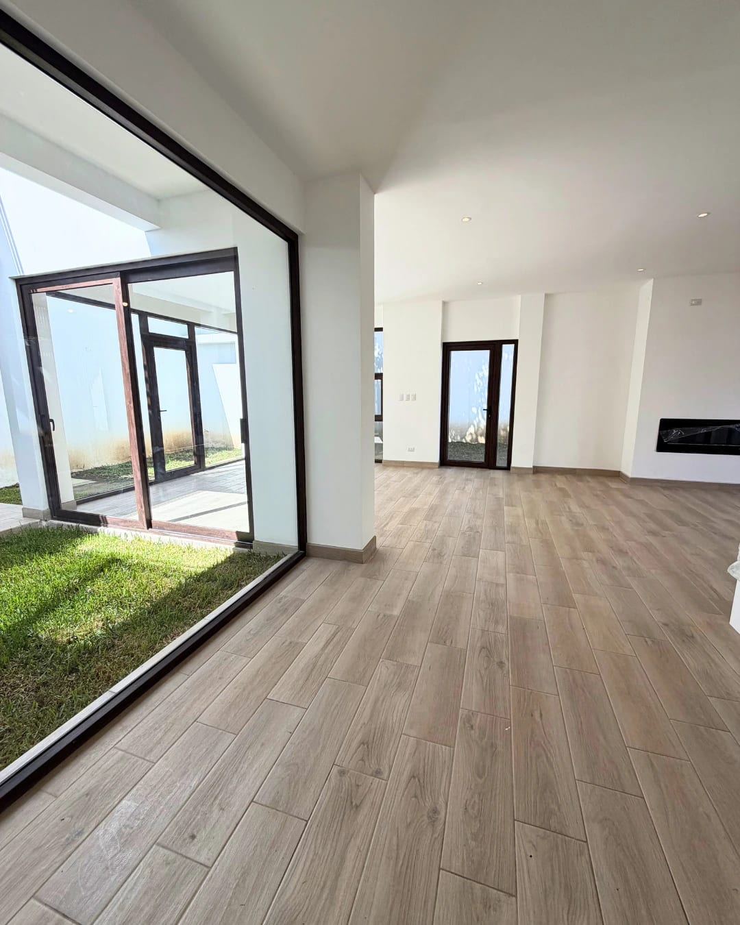 CASA EN VENTA CAES ARRAZOLA PARA ESTRENAR — foto 5 de 11