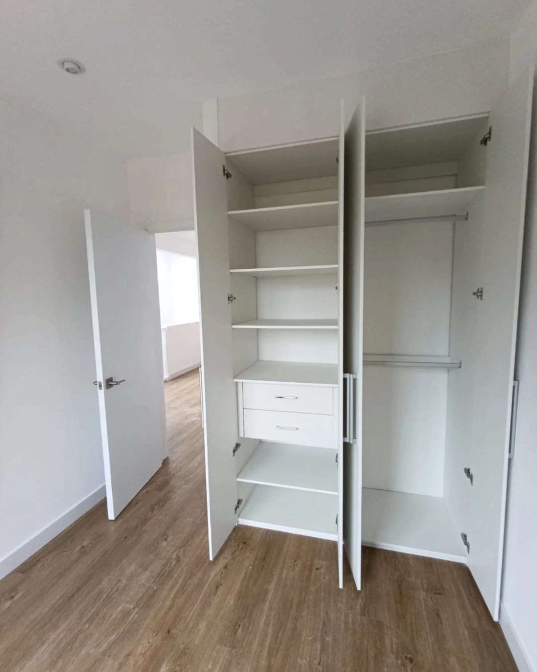 CASA EN RENTA, ZONA 13, IRIDIA HOMES PARA ESTRENAR — foto 3 de 11