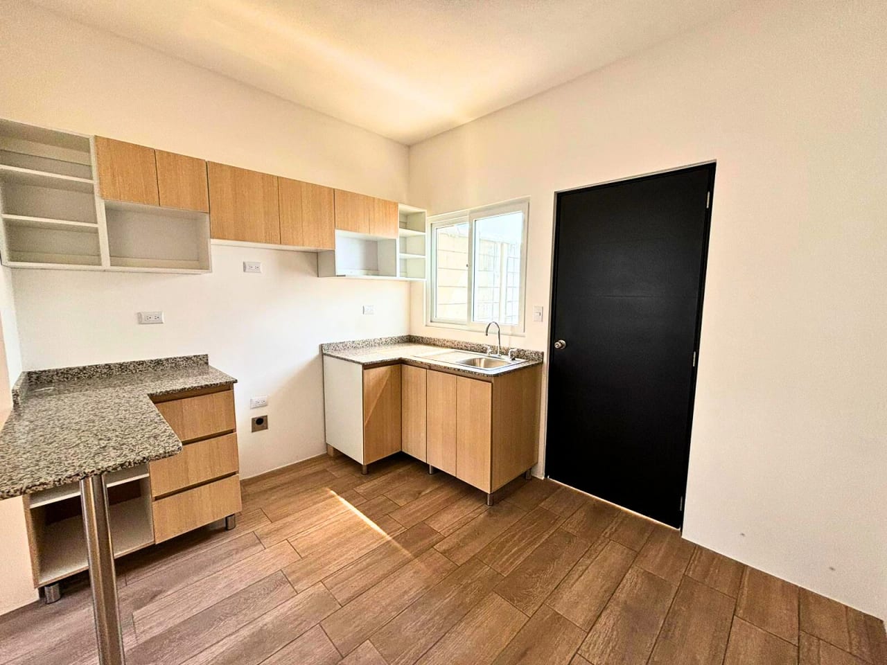CASA EN RENTA CAES KM 16.5 SECOYA DE ARRAZOLA — foto 2 de 7