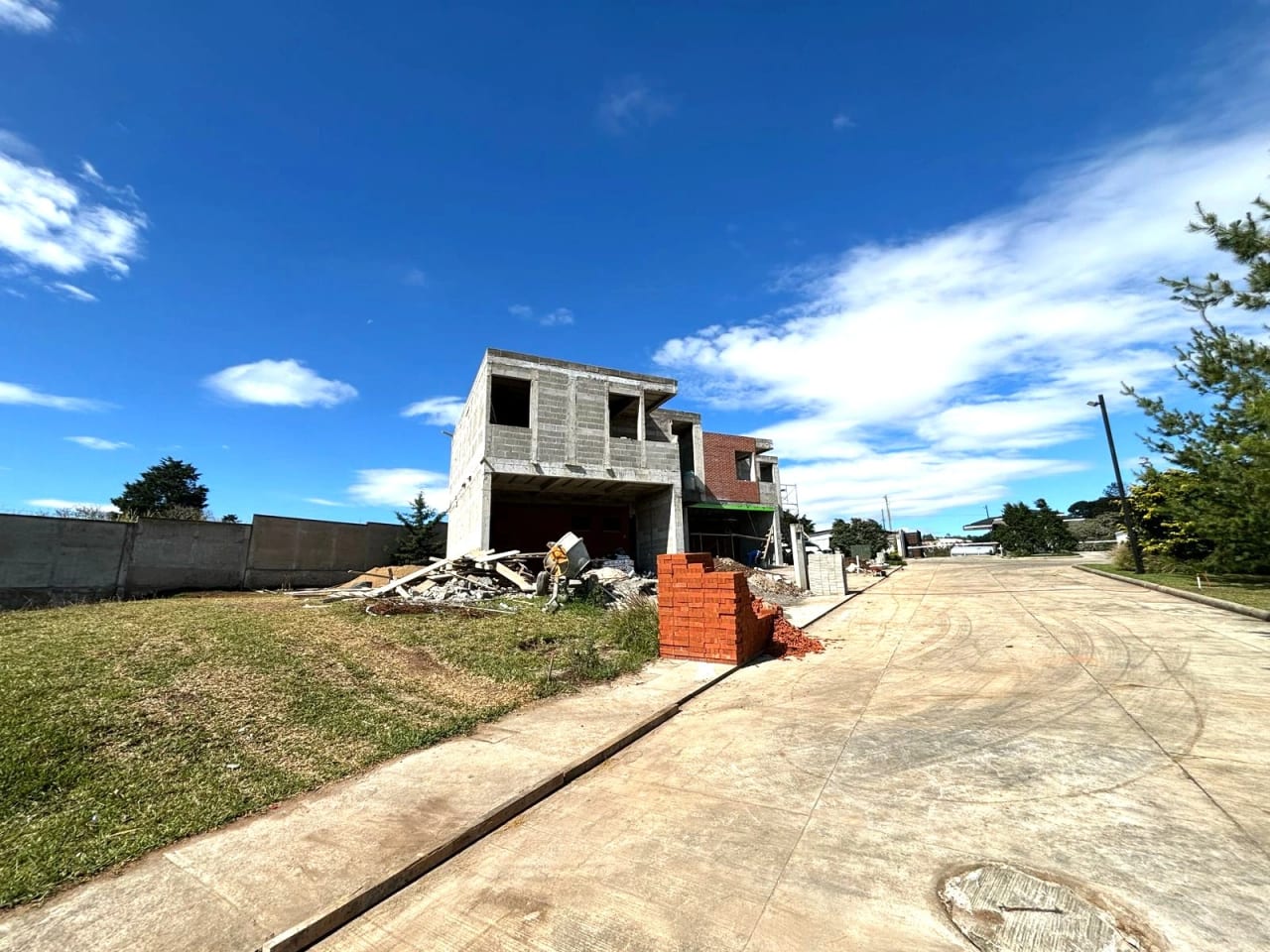 CASA EN VENTA EN CARRETERA A EL SALVADOR KM 16.5 — foto 4 de 10