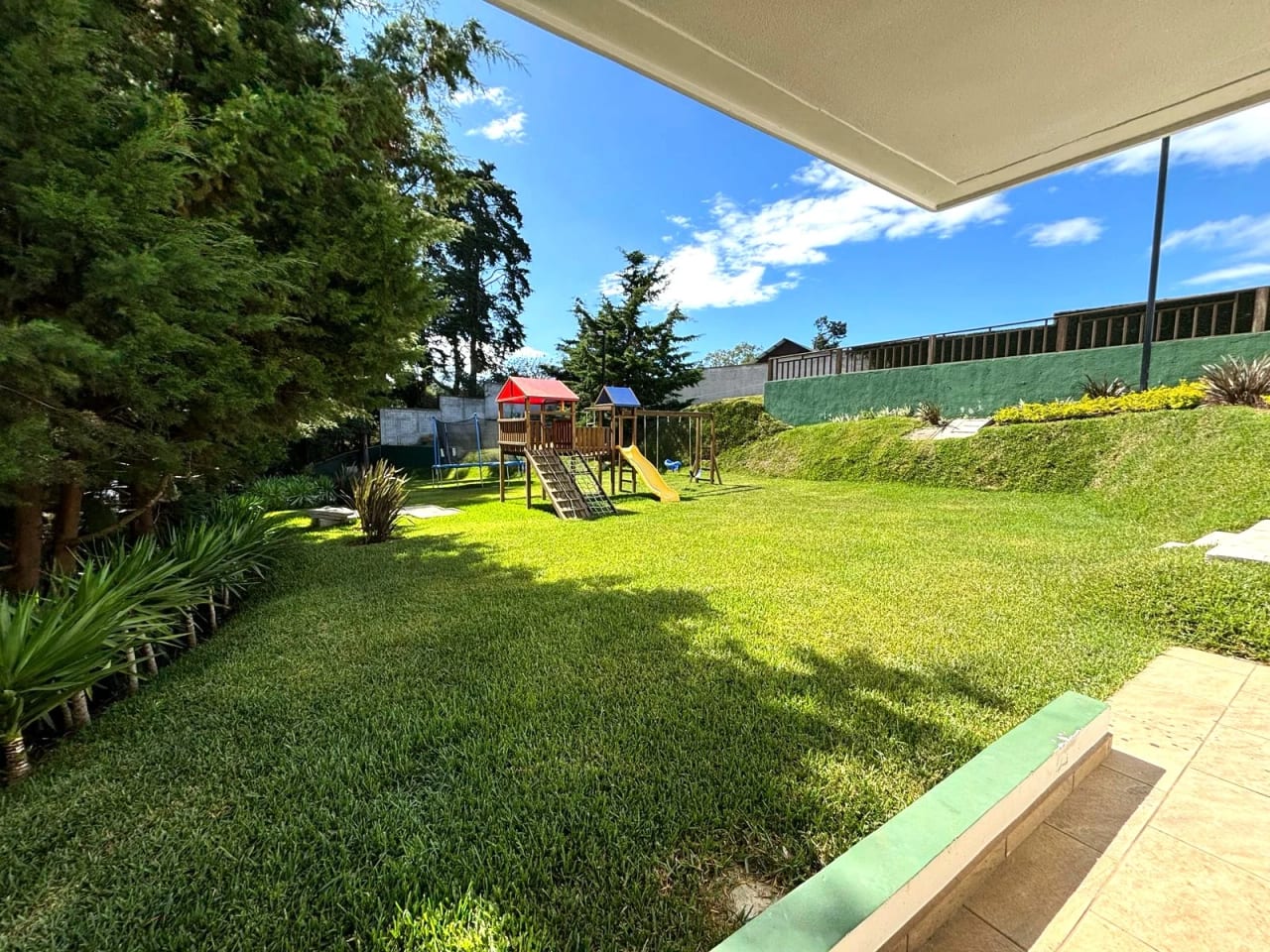 CASA EN VENTA EN CARRETERA A EL SALVADOR KM 16.5 — foto 8 de 10