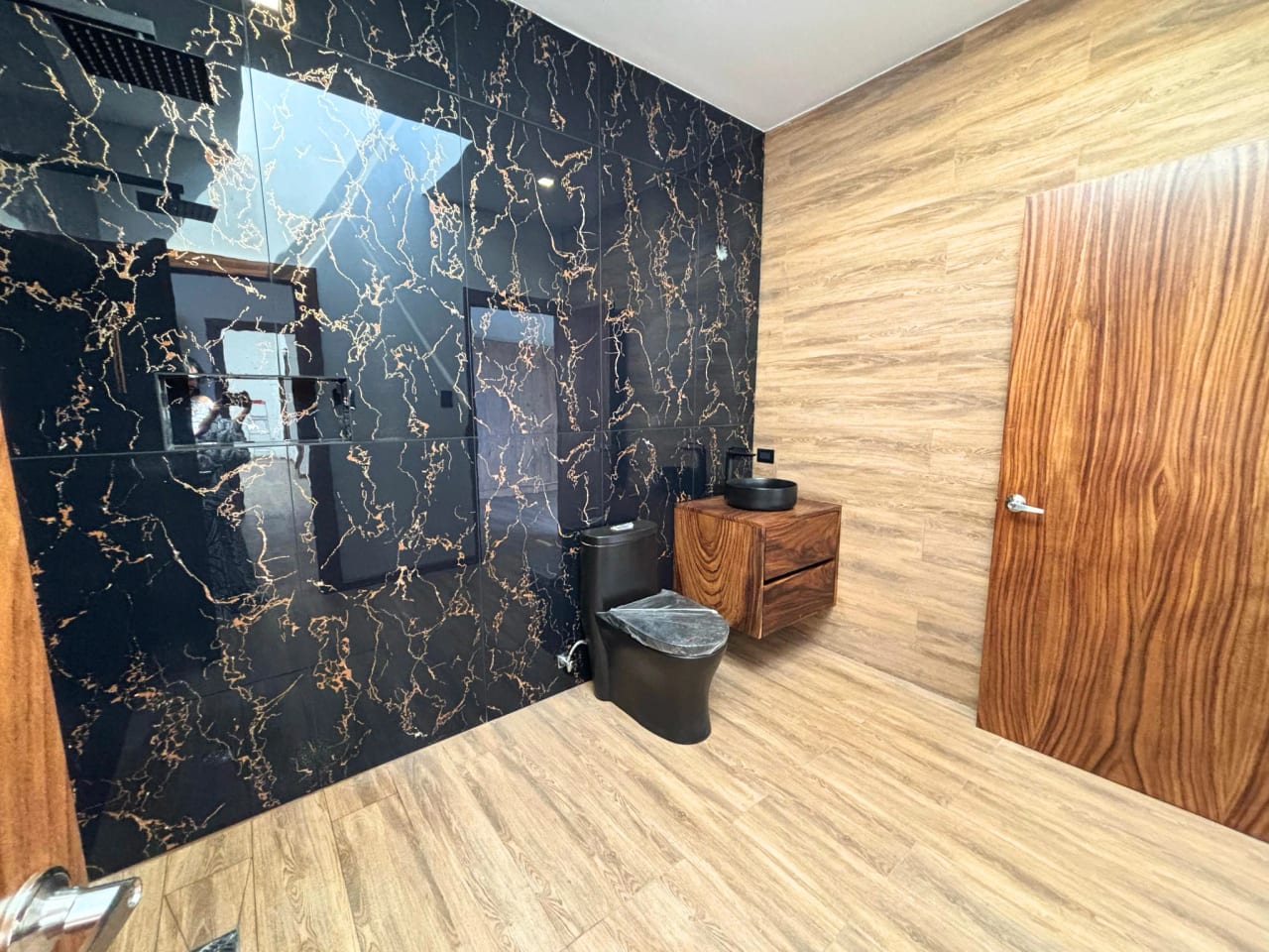 CASA EN VENTA EN CARRETERA A EL SALVADOR KM 16.5 — foto 7 de 12