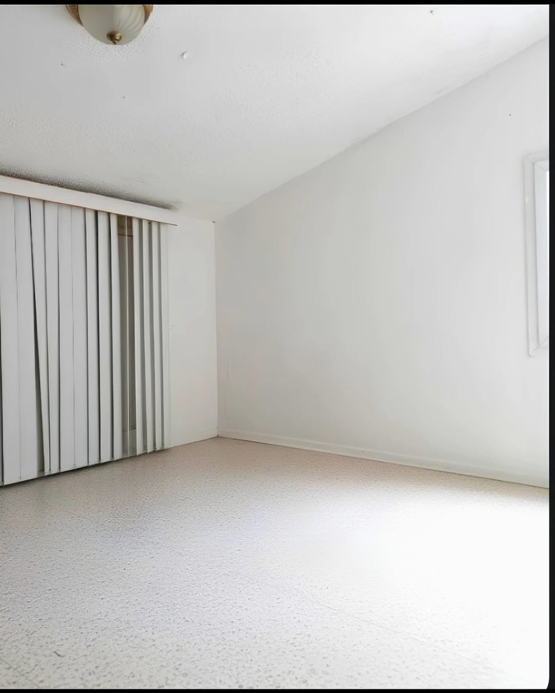 CASA EN RENTA ZONA 14 LA VILLA LOS DELFINES — foto 2 de 9