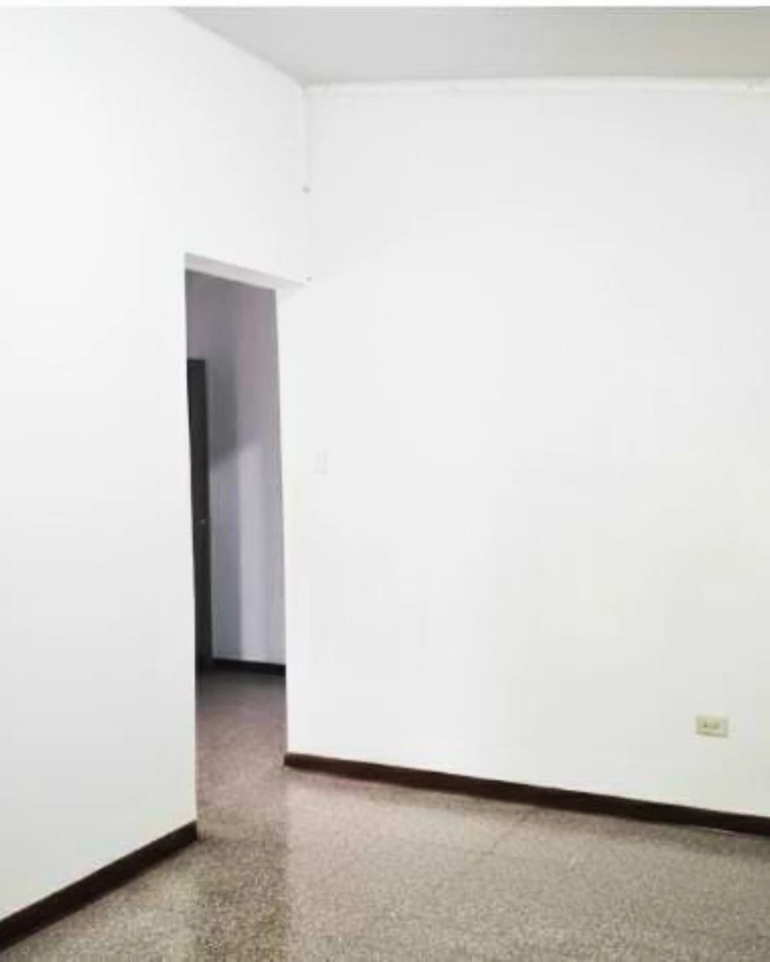 CASA EN RENTA ZONA 14 LA VILLA LOS DELFINES — foto 7 de 9