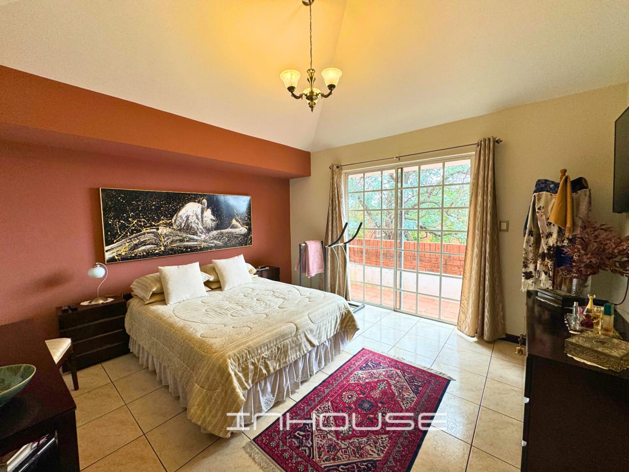 CASA EN VENTA EN KM 19 CARRETERA A EL SALVADOR — foto 8 de 10