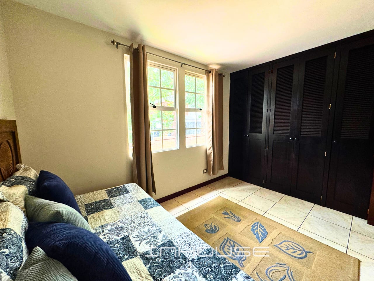 CASA EN VENTA EN KM 19 CARRETERA A EL SALVADOR — foto 9 de 10