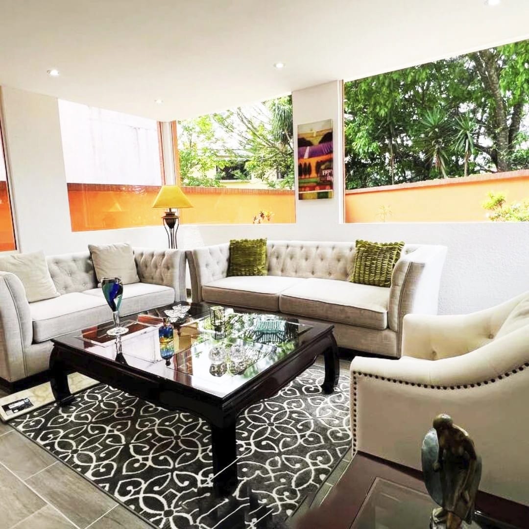 CASA EN VENTA CARRETERA A EL SALVADOR KM 15.8 REMODELADA — foto 1 de 11