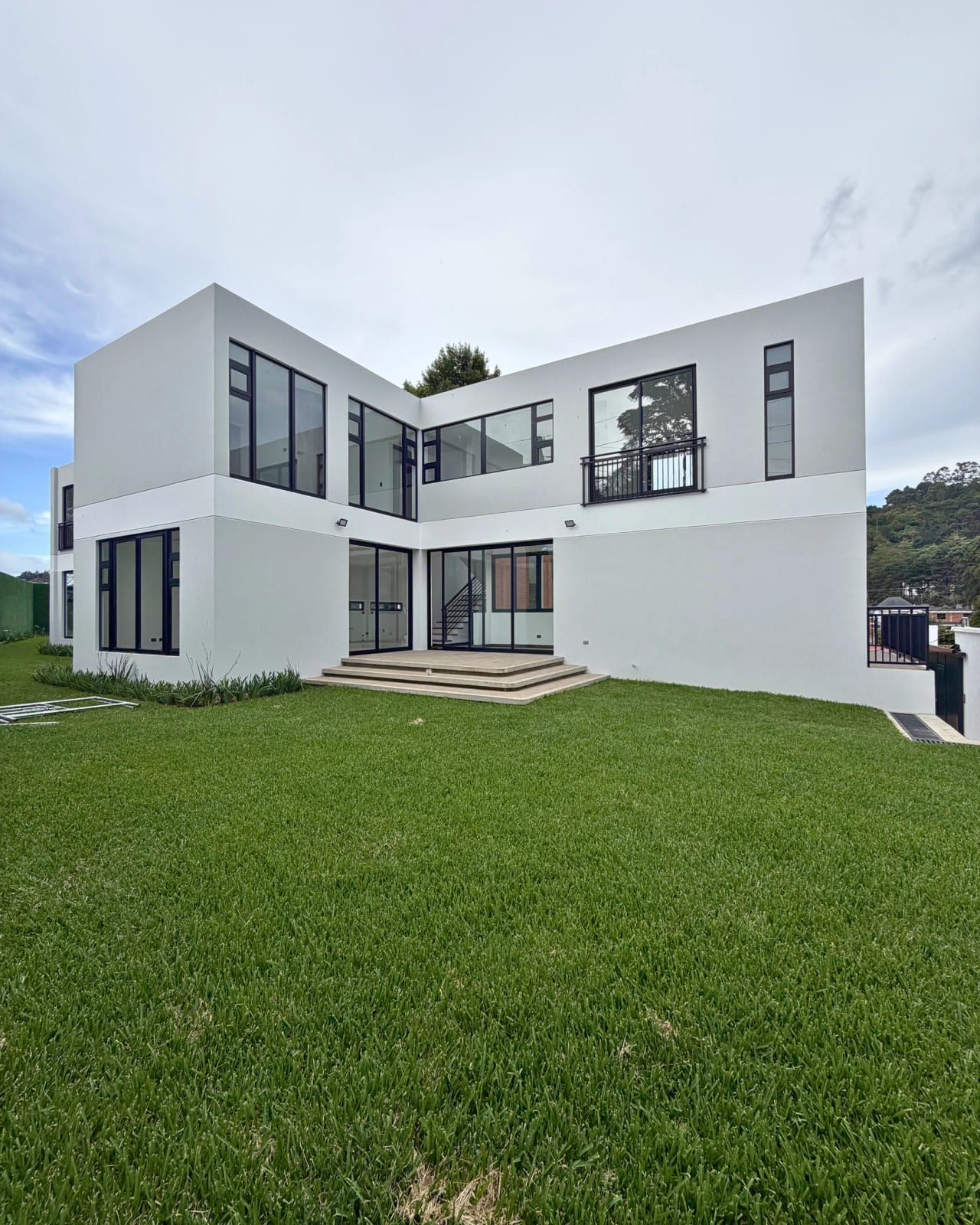 CASA EN VENTA CAES KM 16.5 ARRAZOLA PARA ESTRENAR — foto 1 de 10