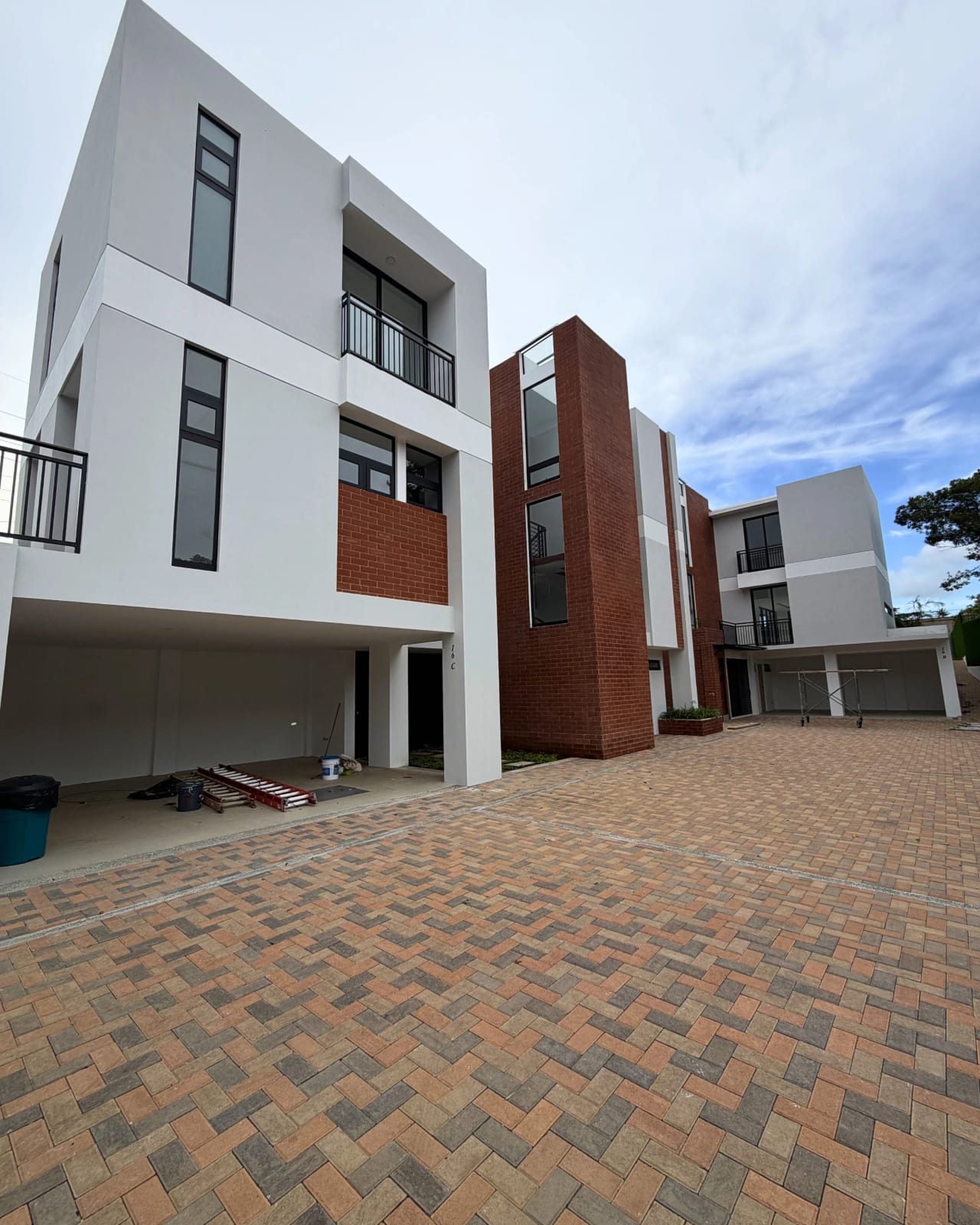 CASA EN VENTA CAES KM 16.5 ARRAZOLA PARA ESTRENAR — foto 2 de 10