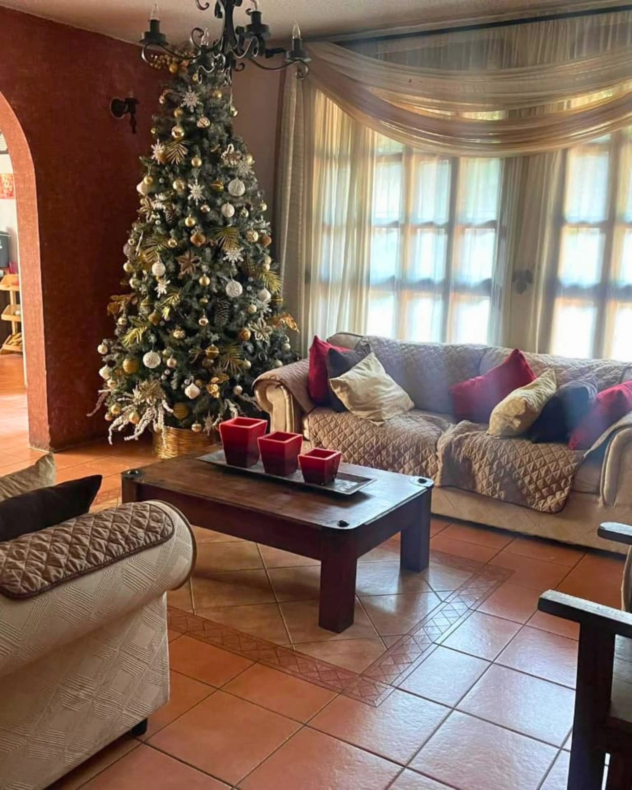 CASA EN VENTA EN SAN CRISTOBAL (A 1 CUADRA DE TORRE DE PINARES) — foto 2 de 10