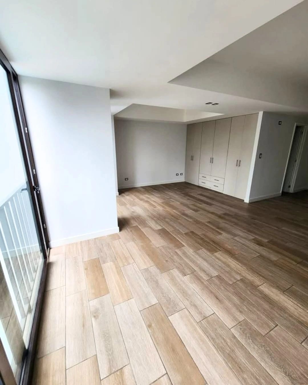 APARTAMENTO EN VENTA TRIBECCA ZONA 11 — foto 2 de 11