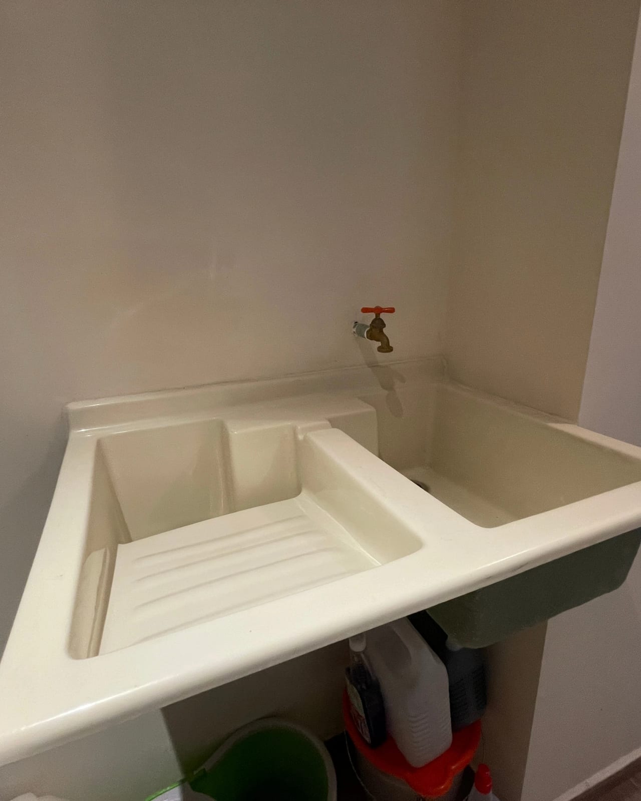 APARTAMENTO EN RENTA ZONA 2 DE MIXCO — foto 14 de 15