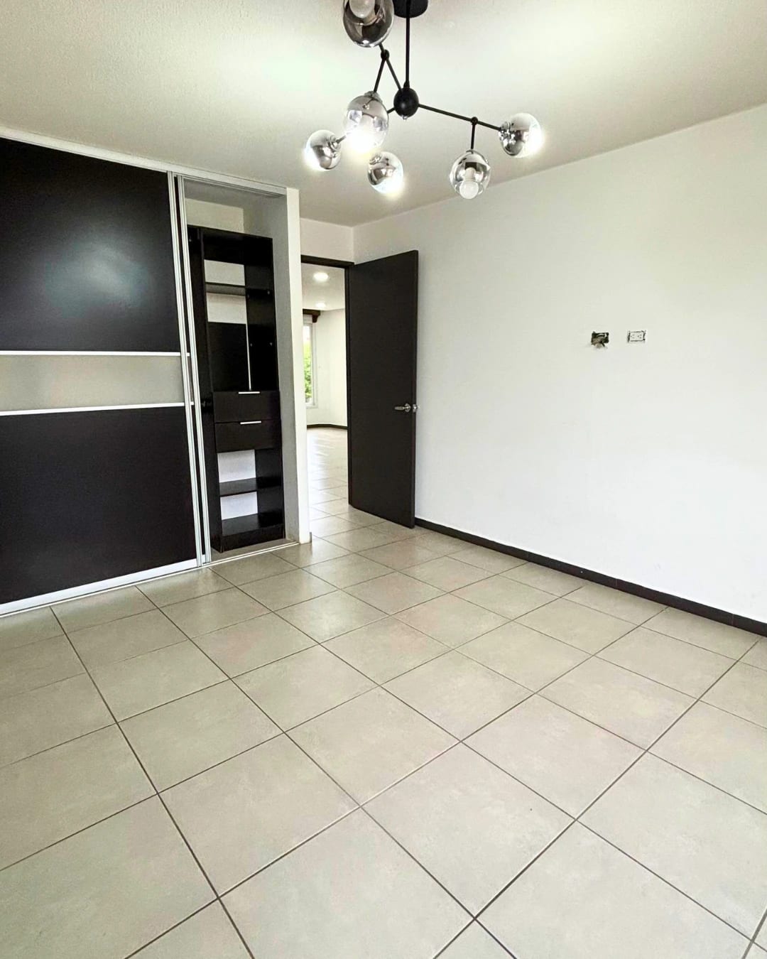 CASA EN VENTA CAES KM 19 -CUMBRES DE LA ARBOLEDA - — foto 10 de 11