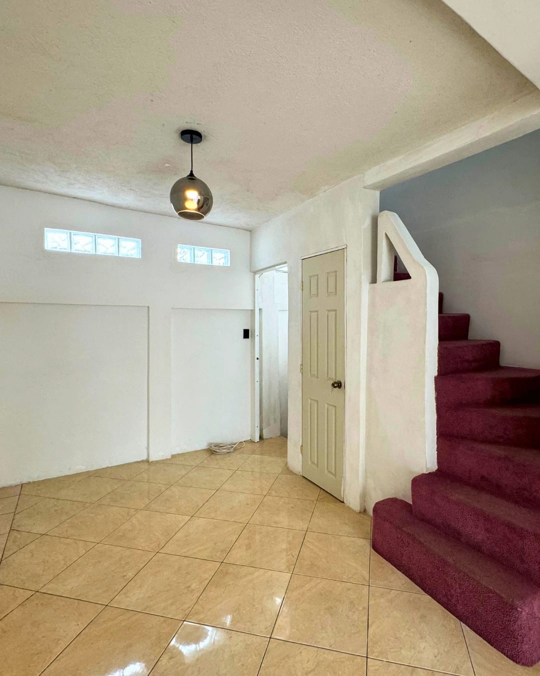 APARTAMENTO EN RENTA EN ZONA 14, PARA UNA PERSONA — foto 3 de 8
