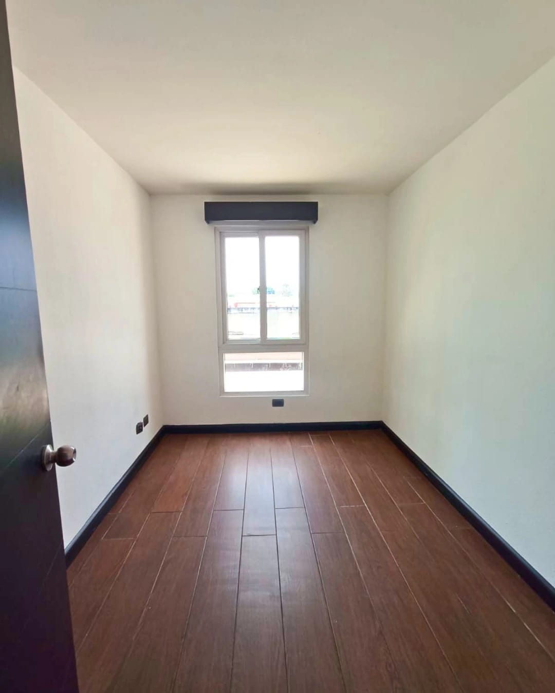 APARTAMENTO EN RENTA ZONA 1 — foto 5 de 10