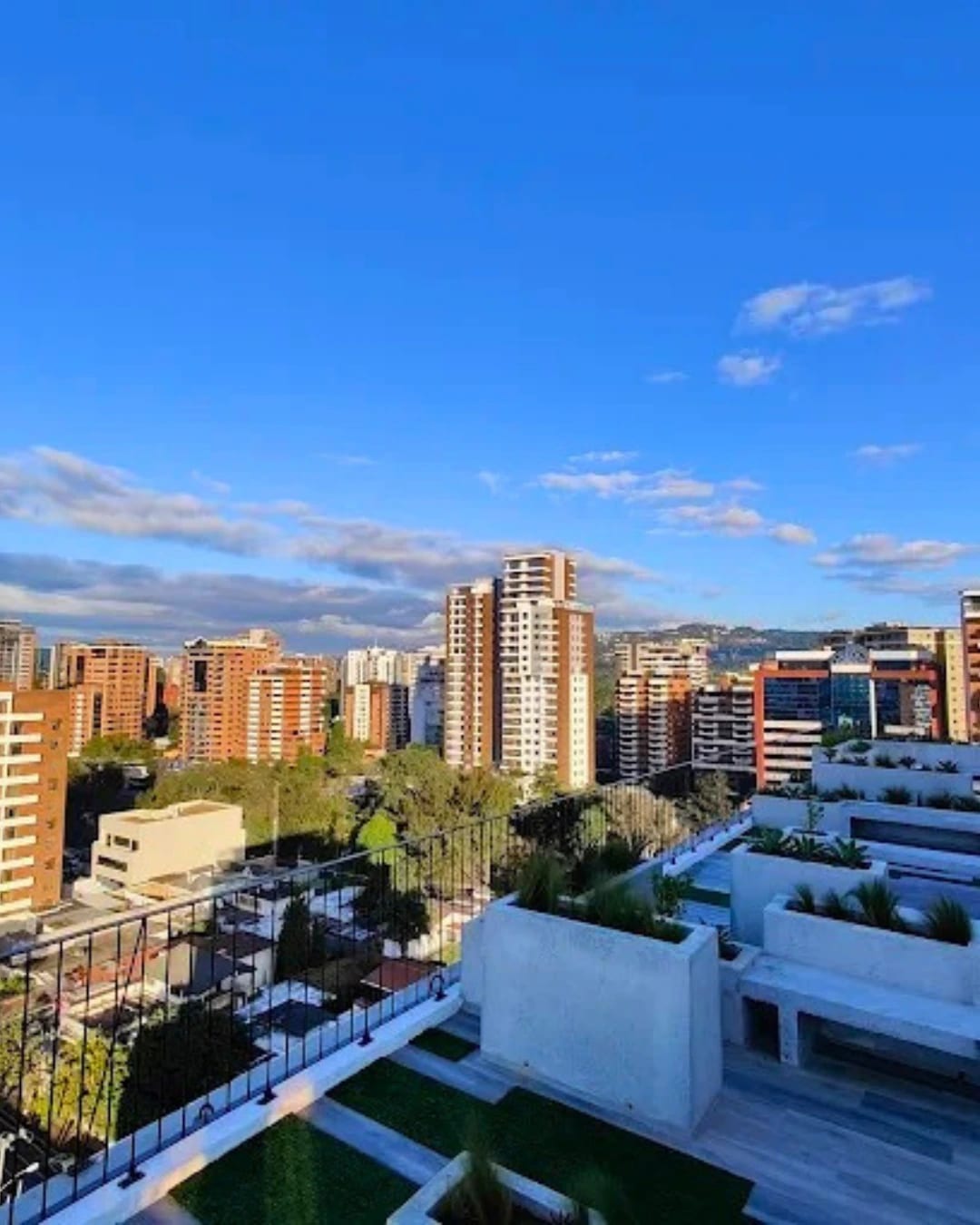 APARTAMENTO EN RENTA ZONA 13 AMERICAS — foto 13 de 13
