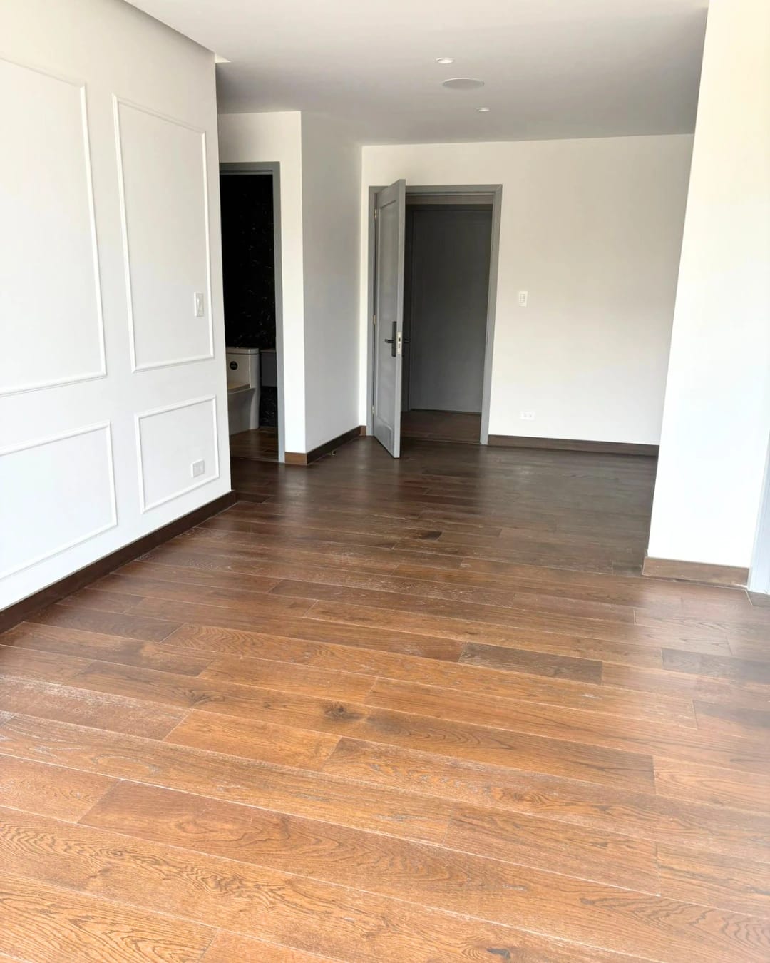APARTAMENTO EN RENTA ZONA 10 ATARAH — foto 3 de 10