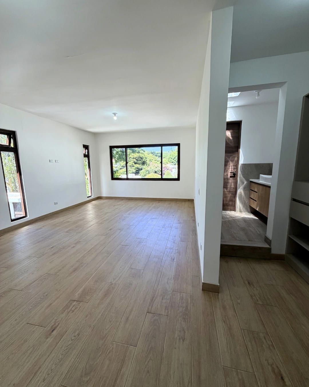 CASA EN VENTA CAES ARRAZOLA PARA ESTRENAR — foto 2 de 11