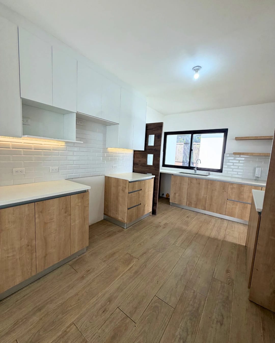 CASA EN VENTA CAES ARRAZOLA PARA ESTRENAR — foto 3 de 11