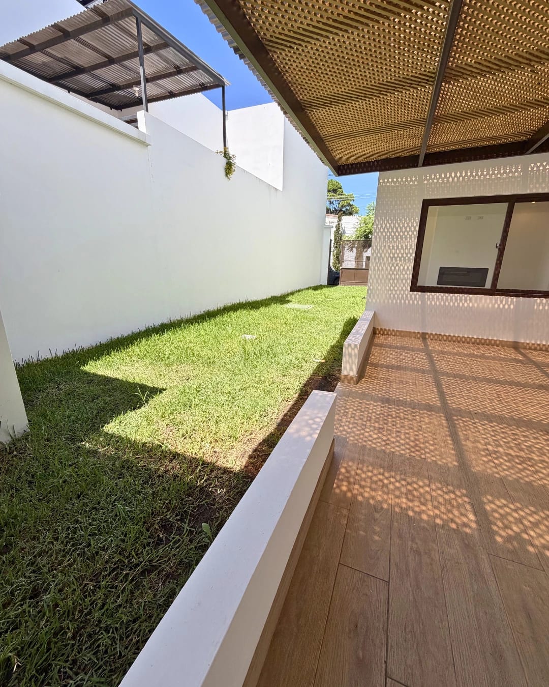 CASA EN VENTA CAES ARRAZOLA PARA ESTRENAR — foto 1 de 11