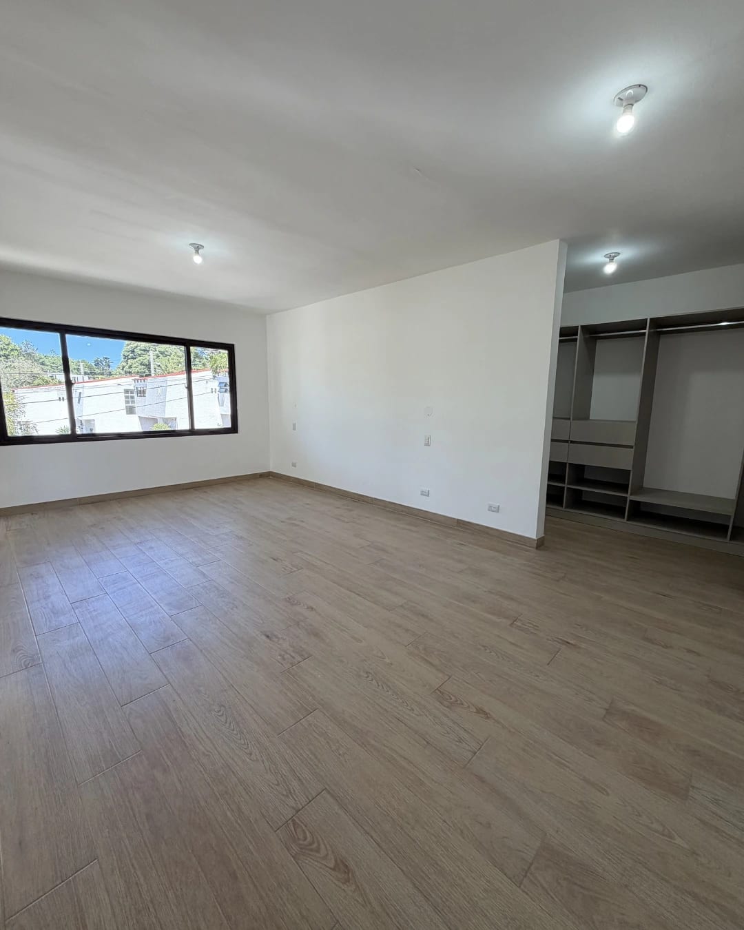 CASA EN VENTA CAES ARRAZOLA PARA ESTRENAR — foto 11 de 11
