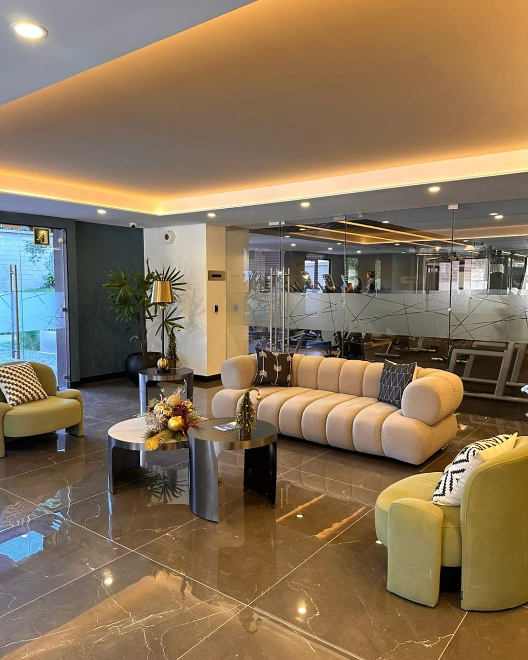 APARTAMENTO EN RENTA ZONA 15 PARA ESTRENAR — foto 7 de 10