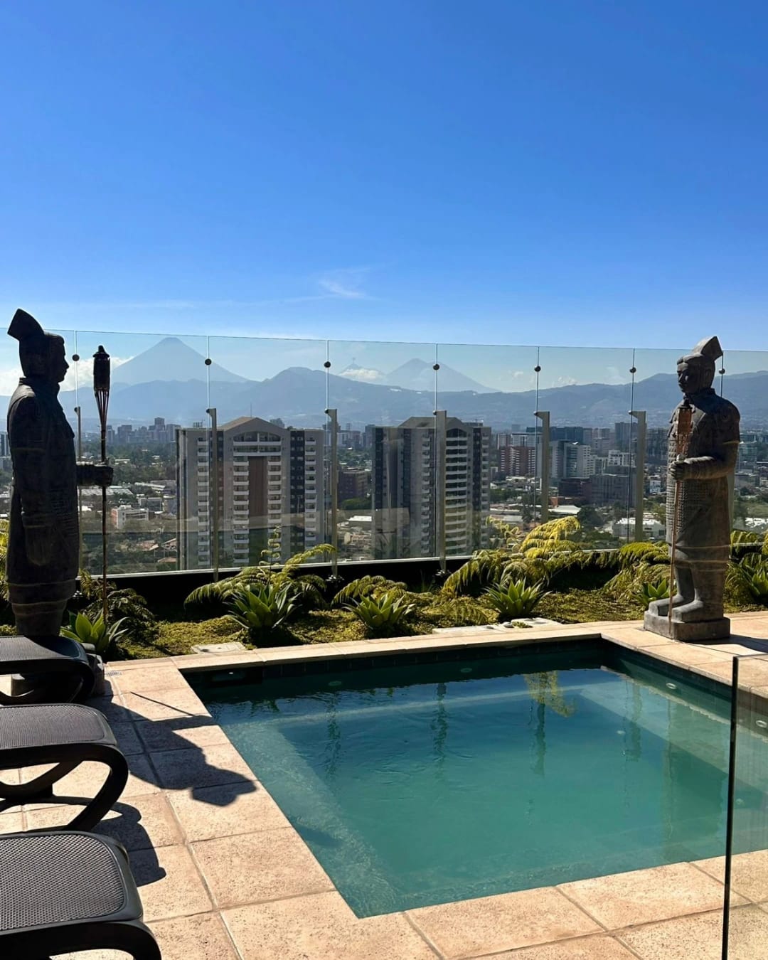 APARTAMENTO EN RENTA ZONA 15 PARA ESTRENAR — foto 10 de 10