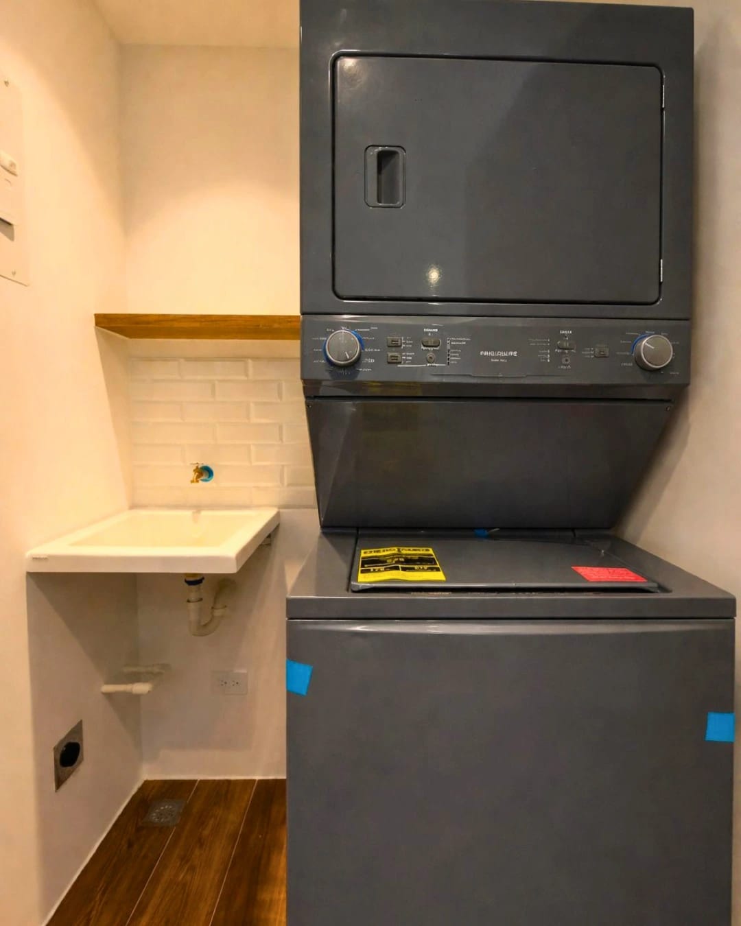 APARTAMENTO EN RENTA ZONA 10, ATHARA PARA ESTRENAR — foto 3 de 6