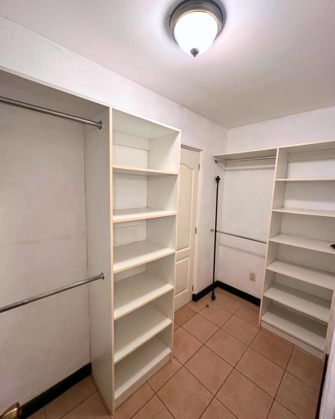 CASA EN RENTA EN CAES KM 23.5 DE UN NIVEL Y AMPLIO JARDIN — foto 12 de 14