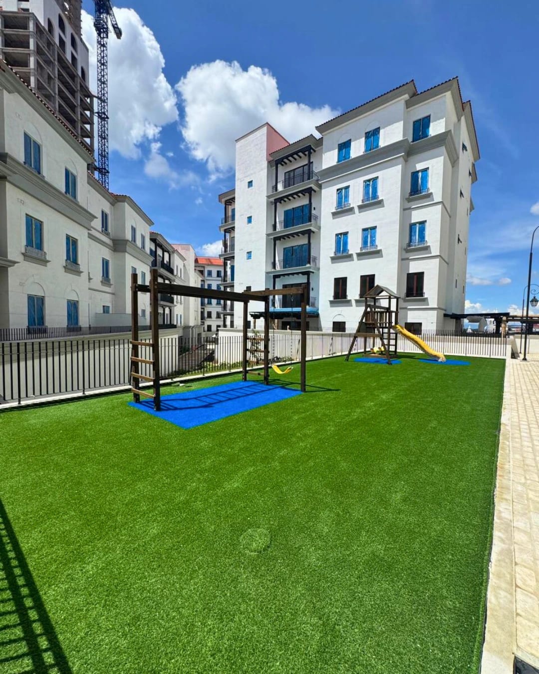 APARTAMENTO EN RENTA ZONA 16 NOGALES CAYALA PARA ESTRENAR — foto 14 de 16