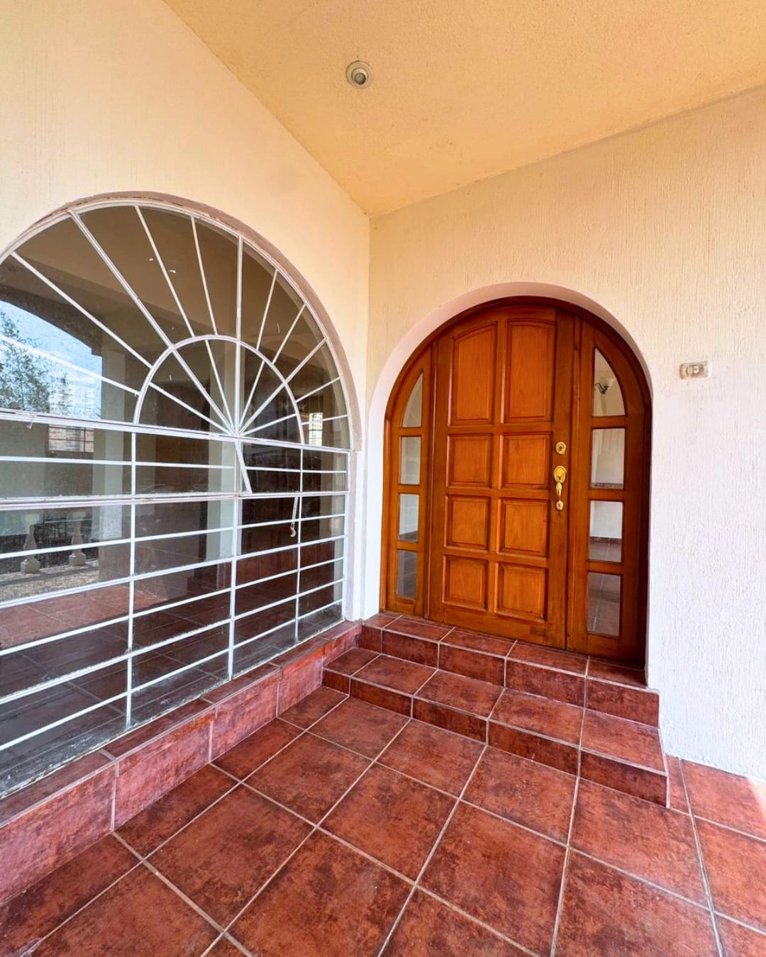 CASA EN RENTA ZONA 16 KANAJUYÚ — foto 9 de 9