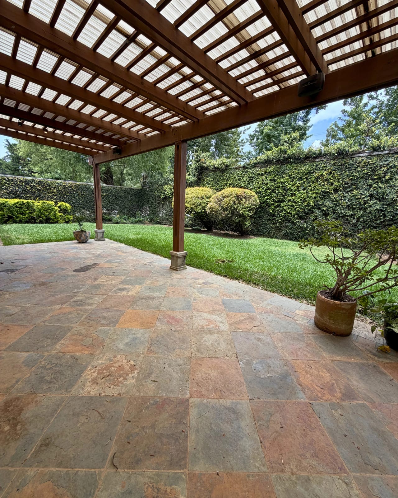 CASA EN RENTA CAES KM 22.5 CON JARDÍN — foto 7 de 10