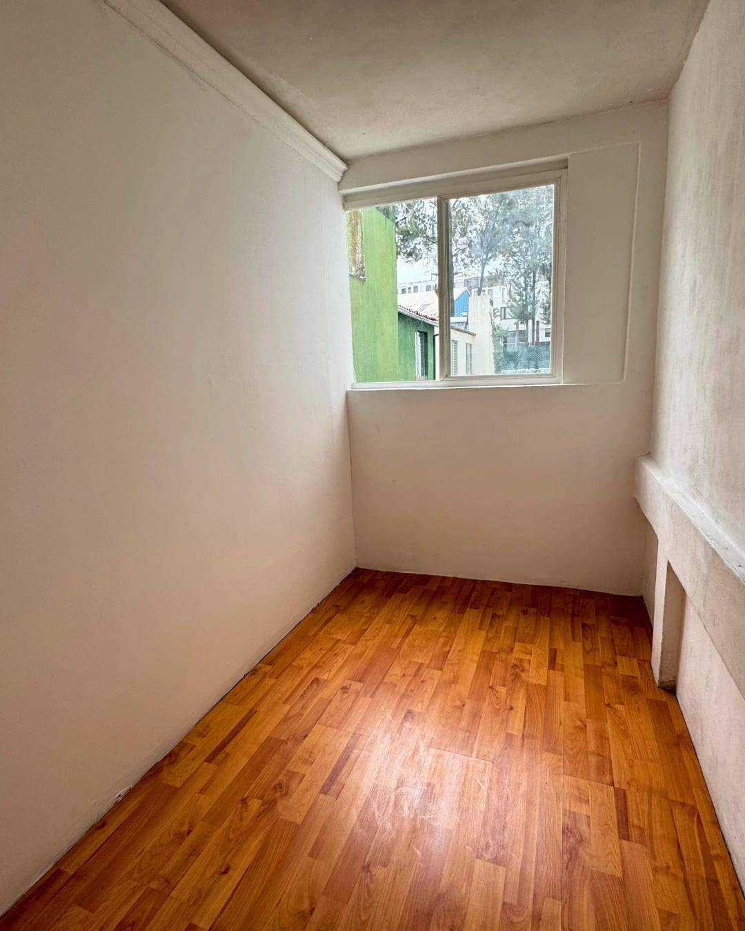 APARTAMENTO EN RENTA EN ZONA 14 DENTRO DE GARITA — foto 2 de 8