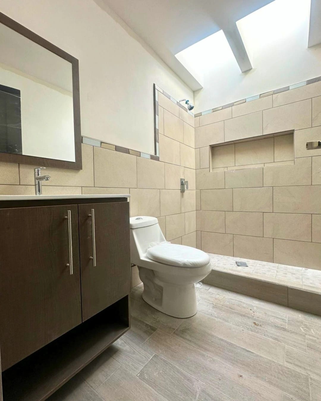 CASA EN VENTA EN ZONA 16 PARA ESTRENAR — foto 3 de 11