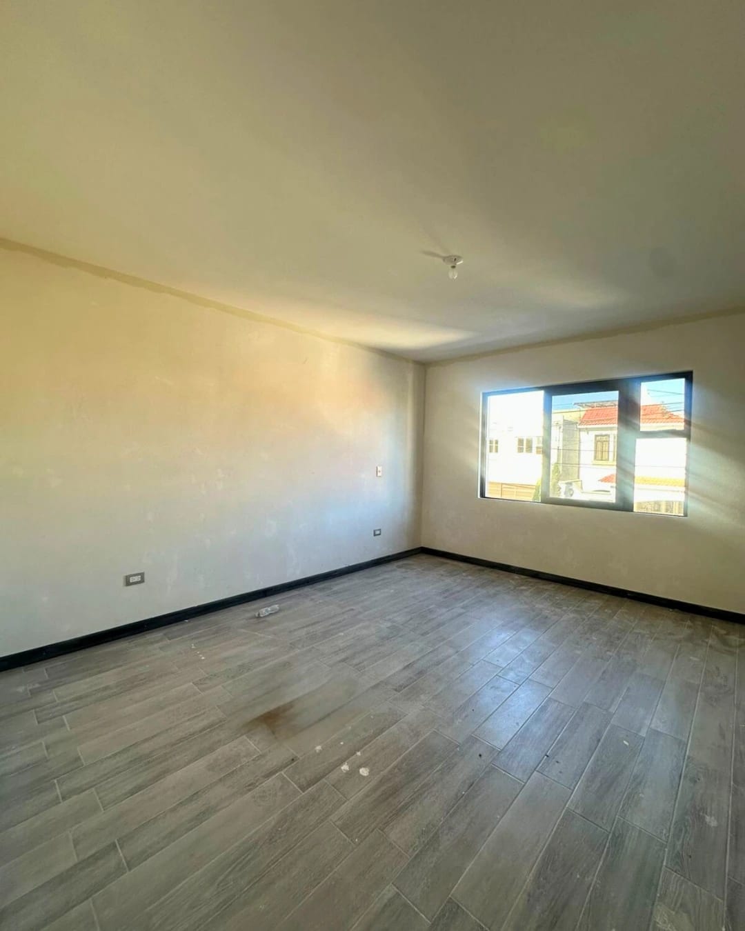 CASA EN VENTA EN ZONA 16 PARA ESTRENAR — foto 6 de 11