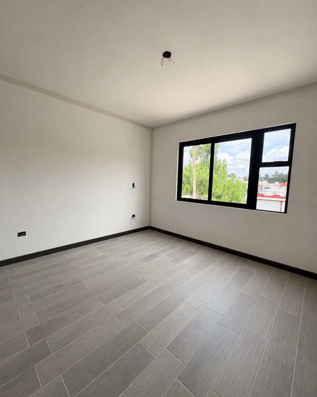 CASA EN VENTA EN ZONA 16 PARA ESTRENAR — foto 2 de 7