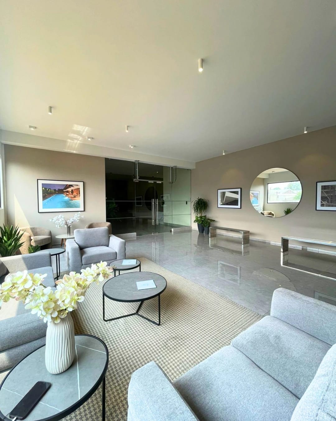APARTAMENTO EN RENTA ZONA 12 PARA ESTRENAR EN NIVEL ALTO — foto 8 de 10
