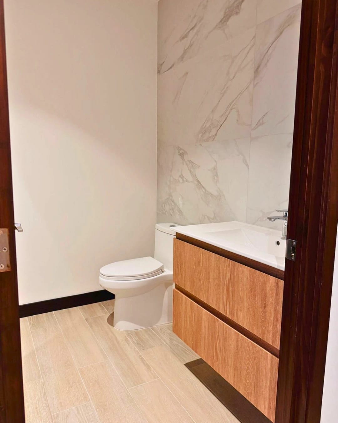 APARTAMENTO EN RENTA ZONA 13 IRIDIA — foto 9 de 11