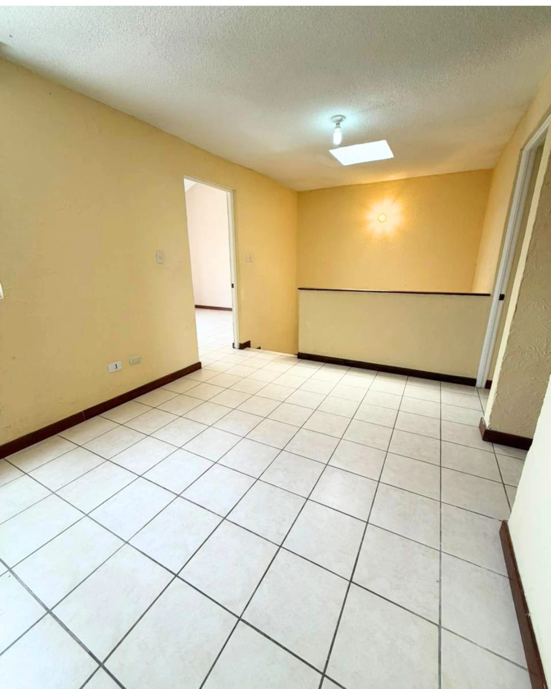 CASA EN RENTA KM 18.5 SAN JOSÉ PINULA, JARDINES DE PROVIDENCIA — foto 3 de 10