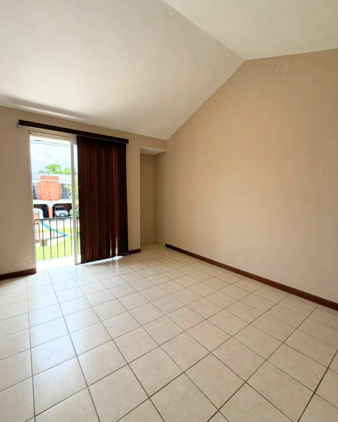 CASA EN RENTA KM 18.5 SAN JOSÉ PINULA, JARDINES DE PROVIDENCIA — foto 7 de 10