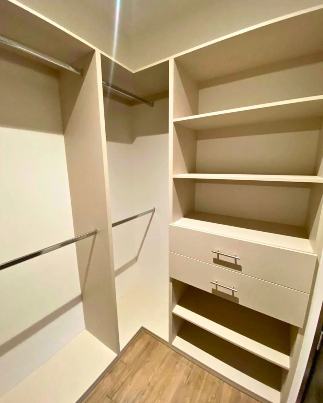 APARTAMENTO EN RENTA ZONA 13 AURÉ — foto 4 de 10